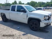 ✅ 2019 GMC Sierra 1500 • VIN: 2GTV2LEC6K1132787 • Лот: 42481421. Опубликован ранее на IAAI с пробегом 168 508 миль. Бесплатный доступ к архиву аукционных продаж из США и подробный отчёт об истории автомобиля на DreamBid. Изображение 1.