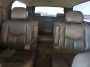 ✅ 2003 Chevrolet Suburban LS • VIN: 1GNEC16T33J262864 • Лот: 61648255. Опубликован ранее на Copart с пробегом 298 652 миль. Бесплатный доступ к архиву аукционных продаж из США и подробный отчёт об истории автомобиля на DreamBid. Изображение 10.