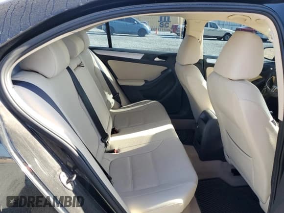 ✅ 2012 Volkswagen Jetta SEL • VIN: 3VWLP7AJ5CM411787 • Lot: 55701875. Listed on Copart with 194,969 mi. Free auction sales archive from the USA and detailed vehicle history report at DreamBid. Image 10.