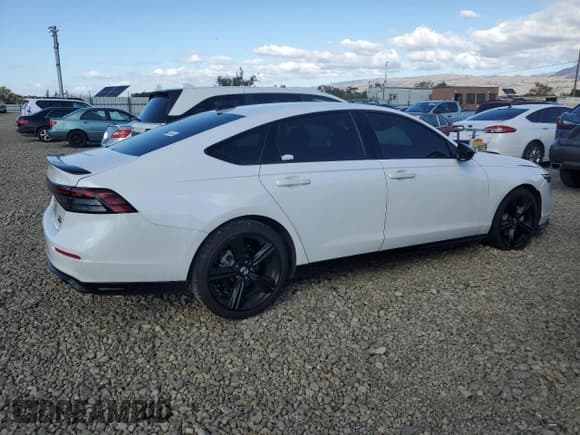 ✅ 2024 Honda Accord Sport-L • VIN: 1HGCY2F71RA044233 • Lot: 91990205. Wystawiony na Copart z przebiegiem 101 642 mil. Bezpłatny archiwum sprzedaży aukcyjnych z USA i szczegółowy raport historii pojazdu na DreamBid. Zdjęcie 3.