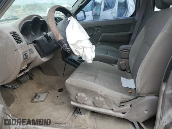 ✅ 2003 Nissan Frontier XE • VIN: 1N6ED27T03C436627 • Лот: 85706815. Опубликован ранее на Copart с пробегом Не указан. Бесплатный доступ к архиву аукционных продаж из США и подробный отчёт об истории автомобиля на DreamBid. Изображение 7.