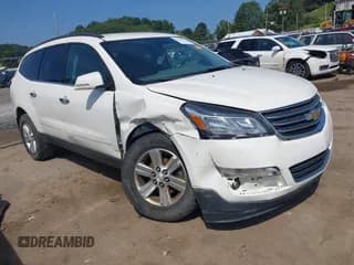 ✅ 2014 Chevrolet Traverse LT • VIN: 1GNKVGKD3EJ265619 • Lot: 42998193. Wystawiony na IAAI z przebiegiem 115 212 mil. Bezpłatny archiwum sprzedaży aukcyjnych z USA i szczegółowy raport historii pojazdu na DreamBid. Zdjęcie 1.