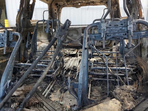 ✅ 2011 Toyota Sienna • VIN: 5TDZK3DC2BS043780 • Lot: 68895105. Wystawiony na Copart z przebiegiem Nie podano. Bezpłatny archiwum sprzedaży aukcyjnych z USA i szczegółowy raport historii pojazdu na DreamBid. Zdjęcie 10.