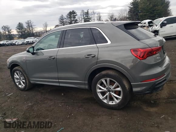 ✅ 2022 Audi Q3 S line Premium • VIN: WA1DECF39N1141117 • Lot: 46456245. Listed on Copart with 30,705 mi. Free auction sales archive from the USA and detailed vehicle history report at DreamBid. Image 2.