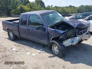 ✅ 1995 GMC Sierra 1500 • VIN: 2GTEC19K1S1534915 • Lot: 43112864. Wystawiony na IAAI z przebiegiem 205 048 mil mil. Skorzystaj z bezpłatnego archiwum sprzedaży aukcyjnych z USA i zobacz szczegółowy raport historii pojazdu na DreamBid. Zdjęcie 1.