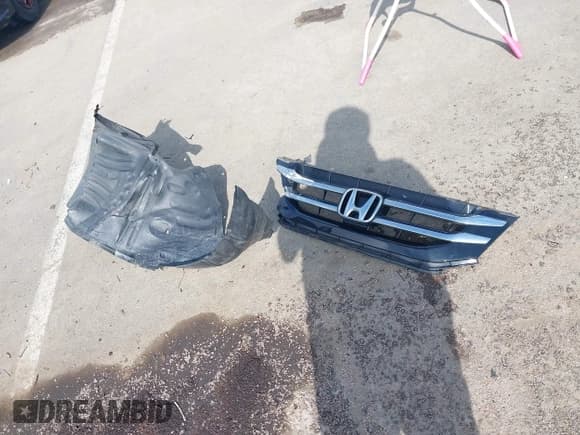 ✅ 2015 Honda Odyssey LX • VIN: 5FNRL5H26FB032334 • Lot: 42722152. Listed on IAAI with 117,539 mi. Free auction sales archive from the USA and detailed vehicle history report at DreamBid. Image 12.