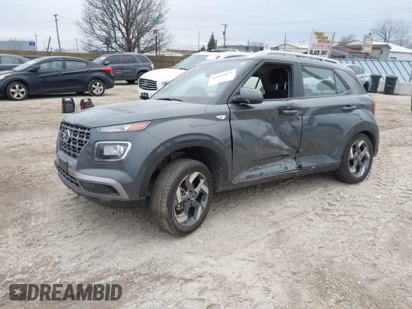 ✅ 2024 Hyundai Venue SEL • VIN: KMHRC8A33RU303667 • Lot: 41493871. Listed on IAAI with 12,725 mi. Free auction sales archive from the USA and detailed vehicle history report at DreamBid. Image 2.