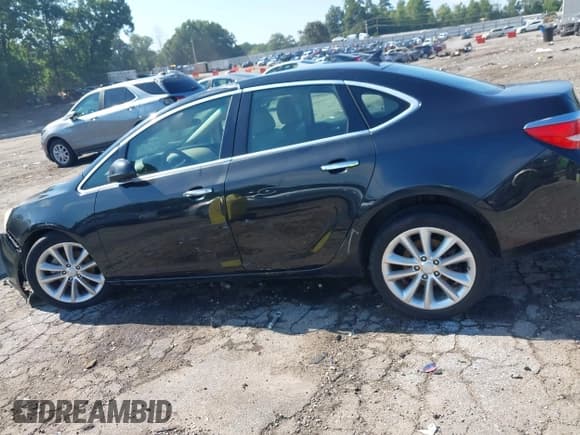 ✅ 2014 Buick Verano • VIN: 1G4PP5SK5E4121446 • Лот: 42881030. Опубликован ранее на IAAI с пробегом 138 700 миль. Бесплатный доступ к архиву аукционных продаж из США и подробный отчёт об истории автомобиля на DreamBid. Изображение 14.