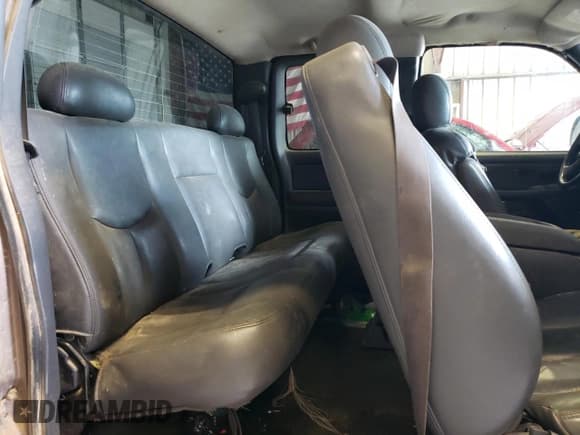 ✅ 2003 Chevrolet Silverado 1500 • VIN: 1GCEK19T93Z237864 • Лот: 64348994. Опубликован ранее на Copart с пробегом Не указан. Бесплатный доступ к архиву аукционных продаж из США и подробный отчёт об истории автомобиля на DreamBid. Изображение 10.