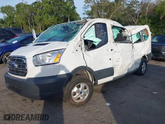 ✅ 2017 Ford Transit XL • VIN: 1FBZX2YMXHKA47269 • Lot: 41224834. Wystawiony na IAAI z przebiegiem 76 419 mil. Bezpłatny archiwum sprzedaży aukcyjnych z USA i szczegółowy raport historii pojazdu na DreamBid. Zdjęcie 2.
