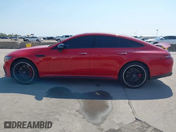 ✅ 2022 Mercedes-Benz AMG GT 53 • VIN: W1K7X6BB5NA053330 • Lot: 40530553. Listed on IAAI with 4,121 mi. Free auction sales archive from the USA and detailed vehicle history report at DreamBid. Image 14.