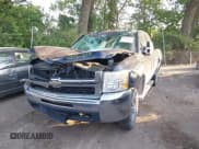 ✅ 2009 Chevrolet Silverado 2500HD LT • VIN: 1GCHK59K99E155855 • Lot: 42561877. Wystawiony na IAAI z przebiegiem 70 153 mil. Bezpłatny archiwum sprzedaży aukcyjnych z USA i szczegółowy raport historii pojazdu na DreamBid. Zdjęcie 17.