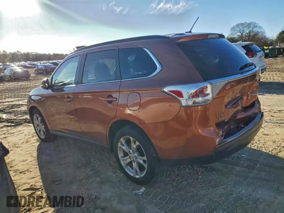 ✅ 2014 Mitsubishi Outlander GT • VIN: JA4JZ4AX2EZ604353 • Lot: 95490775. Listed on Copart with 93,842 mi. Free auction sales archive from the USA and detailed vehicle history report at DreamBid. Image 2.