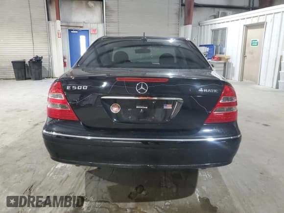 ✅ 2005 Mercedes-Benz E 500 • VIN: WDBUF83J05X166180 • Lot: 81379745. Listed on Copart with 182,335 mi. Free auction sales archive from the USA and detailed vehicle history report at DreamBid. Image 6.