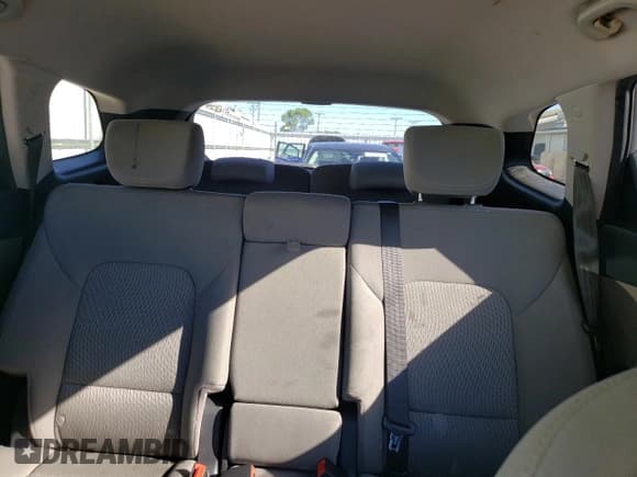 ✅ 2015 Hyundai Santa Fe GLS • VIN: KM8SMDHFXFU099663 • Лот: 52713994. Опубликован ранее на Copart с пробегом 146 349 миль. Бесплатный доступ к архиву аукционных продаж из США и подробный отчёт об истории автомобиля на DreamBid. Изображение 10.