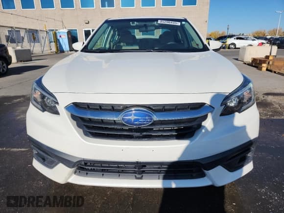 ✅ 2021 Subaru Legacy Premium • VIN: 4S3BWAF65M3006261 • Lot: 85206445. Listed on Copart with 43,270 mi. Free auction sales archive from the USA and detailed vehicle history report at DreamBid. Image 5.