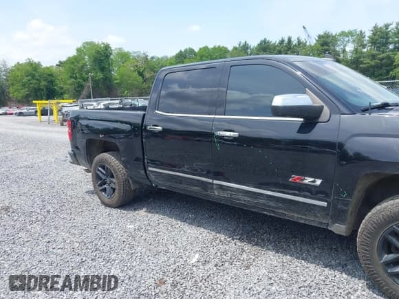 ✅ 2015 Chevrolet Silverado 1500 LTZ • VIN: 3GCUKSEC1FG306851 • Лот: 42451714. Опубликован ранее на IAAI с пробегом 137 834 миль. Бесплатный доступ к архиву аукционных продаж из США и подробный отчёт об истории автомобиля на DreamBid. Изображение 17.