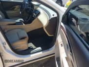 ✅ 2015 Buick LaCrosse • VIN: 1G4GA5GR3FF298588 • Lot: 43197878. Wystawiony na IAAI z przebiegiem 116 821 mil. Bezpłatny archiwum sprzedaży aukcyjnych z USA i szczegółowy raport historii pojazdu na DreamBid. Zdjęcie 5.