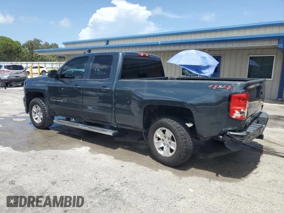 ✅ 2019 Chevrolet Silverado 1500 LT • VIN: 2GCVKPEC2K1114004 • Lot: 60217545. Wystawiony na Copart z przebiegiem 171 328 mil. Bezpłatny archiwum sprzedaży aukcyjnych z USA i szczegółowy raport historii pojazdu na DreamBid. Zdjęcie 2.