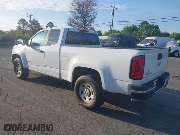 ✅ 2018 Chevrolet Colorado 2WD Work Truck • VIN: 1GCHSBEA2J1148544 • Lot: 41907661. Listed on IAAI with 106,326 mi. Free auction sales archive from the USA and detailed vehicle history report at DreamBid. Image 3.