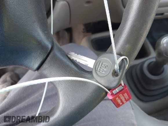 ✅ 2002 Chevrolet S-10 LS • VIN: 1GCCS145728233445 • Лот: 43176379. Опубликован ранее на IAAI с пробегом 300 871 миль. Бесплатный доступ к архиву аукционных продаж из США и подробный отчёт об истории автомобиля на DreamBid. Изображение 11.