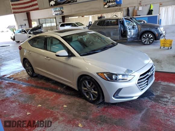 2017 Hyundai Elantra SE with VIN 5NPD84LF9HH163181, listed as a Copart auction lot 83983175 with 86,986 mi miles and Salvage title. Bid and sale history available at DreamBid. Image 4.