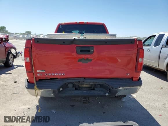 ✅ 2010 Chevrolet Silverado 1500 LT • VIN: 1GCSKSE36AZ226381 • Lot: 58684224. Listed on Copart with 133,072 mi. Free auction sales archive from the USA and detailed vehicle history report at DreamBid. Image 6.