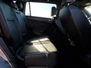 ✅ 2024 Volkswagen Tiguan SE R-Line Black • VIN: 3VV8B7AX6RM061141 • Лот: 82643365. Опубликован ранее на Copart с пробегом 23 513 миль. Бесплатный доступ к архиву аукционных продаж из США и подробный отчёт об истории автомобиля на DreamBid. Изображение 11.