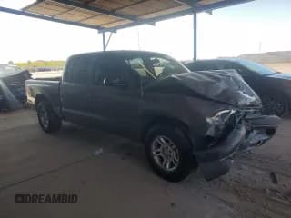 ✅ 2001 Dodge Dakota Sport • VIN: 1B7HL2AN21S298590 • Lot: 54430385. Wystawiony na Copart z przebiegiem 175 365 mil. Bezpłatny archiwum sprzedaży aukcyjnych z USA i szczegółowy raport historii pojazdu na DreamBid. Zdjęcie 4.