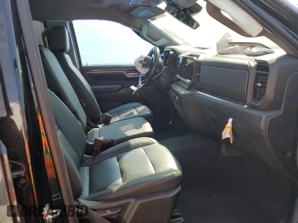 ✅ 2022 Chevrolet Silverado 1500 LT • VIN: 1GCPACED5NZ515099 • Lot: 81843485. Wystawiony na Copart z przebiegiem Nie podano. Bezpłatny archiwum sprzedaży aukcyjnych z USA i szczegółowy raport historii pojazdu na DreamBid. Zdjęcie 7.