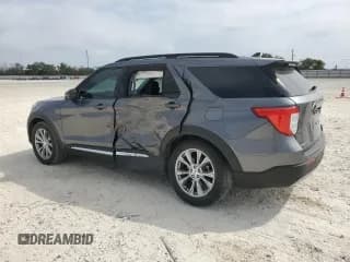 ✅ 2022 Ford Explorer XLT • VIN: 1FMSK7DH1NGA67437 • Лот: 89507095. Опубликован ранее на Copart с пробегом 50 443 миль. Бесплатный доступ к архиву аукционных продаж из США и подробный отчёт об истории автомобиля на DreamBid. Изображение 2.