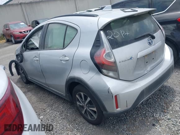 ✅ 2018 Toyota Prius One • VIN: JTDKDTB32J1612329 • Лот: 42153515. Опубликован ранее на IAAI с пробегом 251 230 миль. Бесплатный доступ к архиву аукционных продаж из США и подробный отчёт об истории автомобиля на DreamBid. Изображение 3.