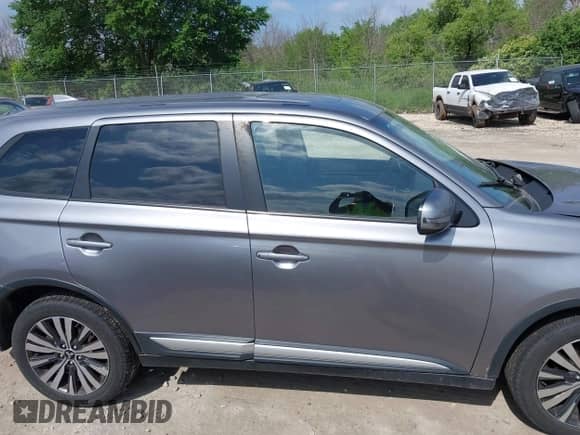 2019 Mitsubishi Outlander ES с VIN JA4AZ3A31KZ012493, выставлен на аукционе IAAI как лот 42517837 с пробегом 109 906 миль миль и . История ставок и продаж доступна на DreamBid. Изображение 13.