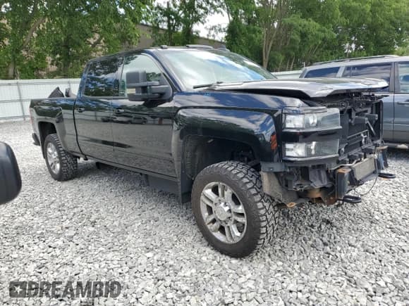✅ 2016 Chevrolet Silverado 2500HD LT • VIN: 1GC1KVE84GF134916 • Lot: 61627895. Wystawiony na Copart z przebiegiem 120 121 mil. Bezpłatny archiwum sprzedaży aukcyjnych z USA i szczegółowy raport historii pojazdu na DreamBid. Zdjęcie 4.