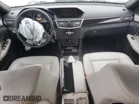 ✅ 2012 Mercedes-Benz E 350 Sport • VIN: WDDHF5KB2CA585262 • Lot: 90419635. Listed on Copart with 96,122 mi. Free auction sales archive from the USA and detailed vehicle history report at DreamBid. Image 8.