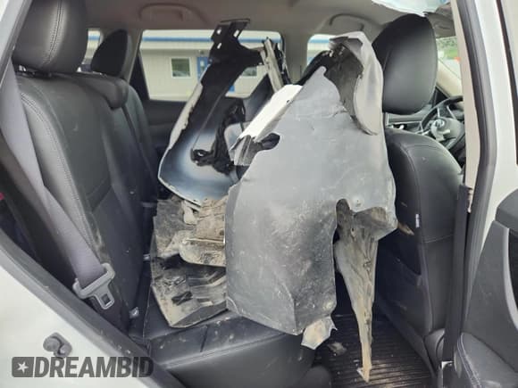 ✅ 2017 Nissan Rogue SL • VIN: JN8AT2MV9HW283864 • Lot: 66143545. Wystawiony na Copart z przebiegiem Nie podano. Bezpłatny archiwum sprzedaży aukcyjnych z USA i szczegółowy raport historii pojazdu na DreamBid. Zdjęcie 10.