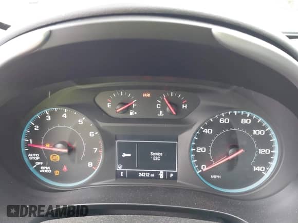 2025 Chevrolet Malibu LT z VIN 1G1ZD5ST4SF147527, wystawiony jako IAAI lot #43566638 z przebiegiem 24 212 mil mil oraz . Historia ofert i sprzedaży dostępna na DreamBid. Obrazek 7.