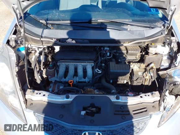 ✅ 2013 Honda Fit • VIN: JHMGE8H38DC063315 • Lot: 43604899. Wystawiony na IAAI z przebiegiem 101 501 mil. Bezpłatny archiwum sprzedaży aukcyjnych z USA i szczegółowy raport historii pojazdu na DreamBid. Zdjęcie 10.