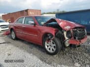 ✅ 2007 Chrysler 300 Touring • VIN: 2C3KA53G07H667186 • Lot: 81672335. Wystawiony na Copart z przebiegiem Nie podano. Bezpłatny archiwum sprzedaży aukcyjnych z USA i szczegółowy raport historii pojazdu na DreamBid. Zdjęcie 4.