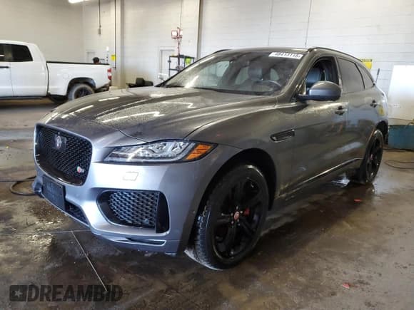 ✅ 2019 Jaguar F-Pace S • VIN: SADCM2FV3KA610203 • Lot: 48413115. Wystawiony na Copart z przebiegiem 66 807 mil. Bezpłatny archiwum sprzedaży aukcyjnych z USA i szczegółowy raport historii pojazdu na DreamBid. Zdjęcie 1.