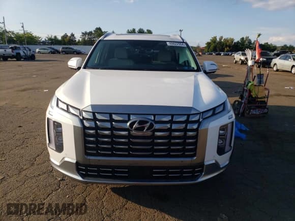 ✅ 2024 Hyundai Palisade Calligraphy • VIN: KM8R7DGE2RU716198 • Лот: 69022954. Опубликован ранее на Copart с пробегом 13 798 миль. Бесплатный доступ к архиву аукционных продаж из США и подробный отчёт об истории автомобиля на DreamBid. Изображение 5.