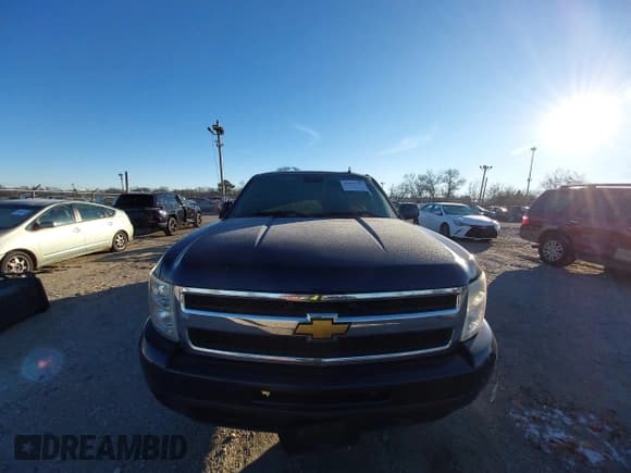 ✅ 2011 Chevrolet Silverado 1500 LTZ • VIN: 1GCPKTE33BF216129 • Lot: 43807322. Wystawiony na IAAI z przebiegiem 236 925 mil. Bezpłatny archiwum sprzedaży aukcyjnych z USA i szczegółowy raport historii pojazdu na DreamBid. Zdjęcie 12.