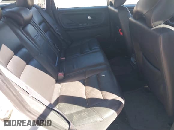 ✅ 2000 Volvo S70 • VIN: YV1LS61J8Y2651811 • Лот: 41867862. Опубликован ранее на IAAI с пробегом 174 509 миль. Бесплатный доступ к архиву аукционных продаж из США и подробный отчёт об истории автомобиля на DreamBid. Изображение 8.