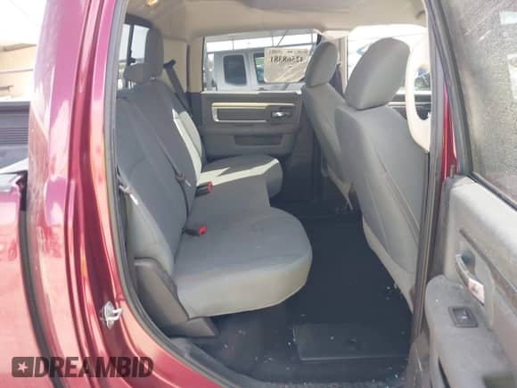 2019 Ram 1500 Big Horn z VIN 1C6RR6TT3KS561832, wystawiony jako IAAI lot #42568381 z przebiegiem 109 994 mil mil oraz . Historia ofert i sprzedaży dostępna na DreamBid. Obrazek 8.