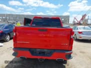 ✅ 2021 Chevrolet Silverado 1500 RST • VIN: 3GCUYEED4MG183407 • Lot: 42458607. Wystawiony na IAAI z przebiegiem 118 382 mil. Bezpłatny archiwum sprzedaży aukcyjnych z USA i szczegółowy raport historii pojazdu na DreamBid. Zdjęcie 16.