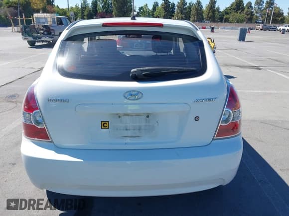 ✅ 2010 Hyundai Accent GS • VIN: KMHCM3AC2AU169311 • Лот: 42697111. Опубликован ранее на IAAI с пробегом 148 262 миль. Бесплатный доступ к архиву аукционных продаж из США и подробный отчёт об истории автомобиля на DreamBid. Изображение 16.