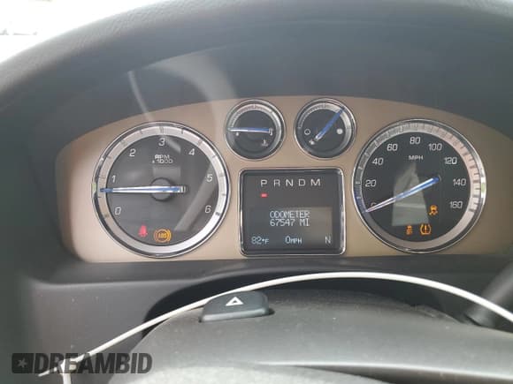 ✅ 2014 Cadillac Escalade Platinum • VIN: 1GYS4DEF2ER244148 • Лот: 61429395. Опубликован ранее на Copart с пробегом 67 547 миль. Бесплатный доступ к архиву аукционных продаж из США и подробный отчёт об истории автомобиля на DreamBid. Изображение 9.