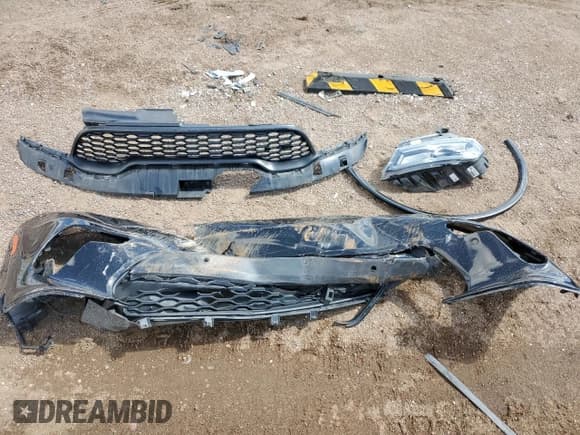 ✅ 2021 Dodge Durango R/T • VIN: 1C4SDJCT9MC661703 • Lot: 80427645. Listed on Copart with 76,214 mi. Free auction sales archive from the USA and detailed vehicle history report at DreamBid. Image 13.