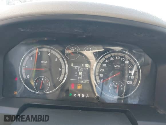 ✅ 2010 Dodge 1500 SLT • VIN: 1D7RV1GT9AS145340 • Lot: 43279282. Listed on IAAI with 248,659 mi. Free auction sales archive from the USA and detailed vehicle history report at DreamBid. Image 7.