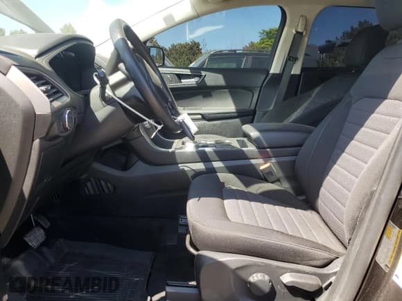 ✅ 2024 Ford Edge SE • VIN: 2FMPK4G99RBB26658 • Lot: 55584815. Wystawiony na Copart z przebiegiem 32 754 mil. Bezpłatny archiwum sprzedaży aukcyjnych z USA i szczegółowy raport historii pojazdu na DreamBid. Zdjęcie 7.